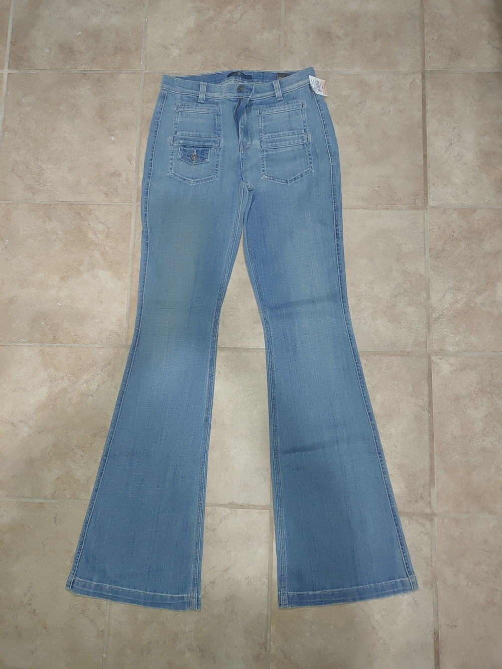 7famk High Rise Flared Jeans